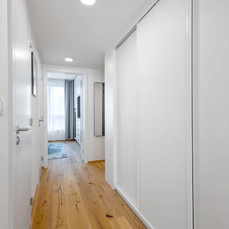 Stylish Apartment - Free Parking, Cinema, By Gravity Prague Exterior photo
