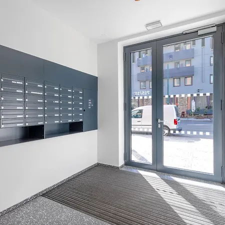 Stylish Apartment - Free Parking, Cinema, By Gravity Prague Exterior photo