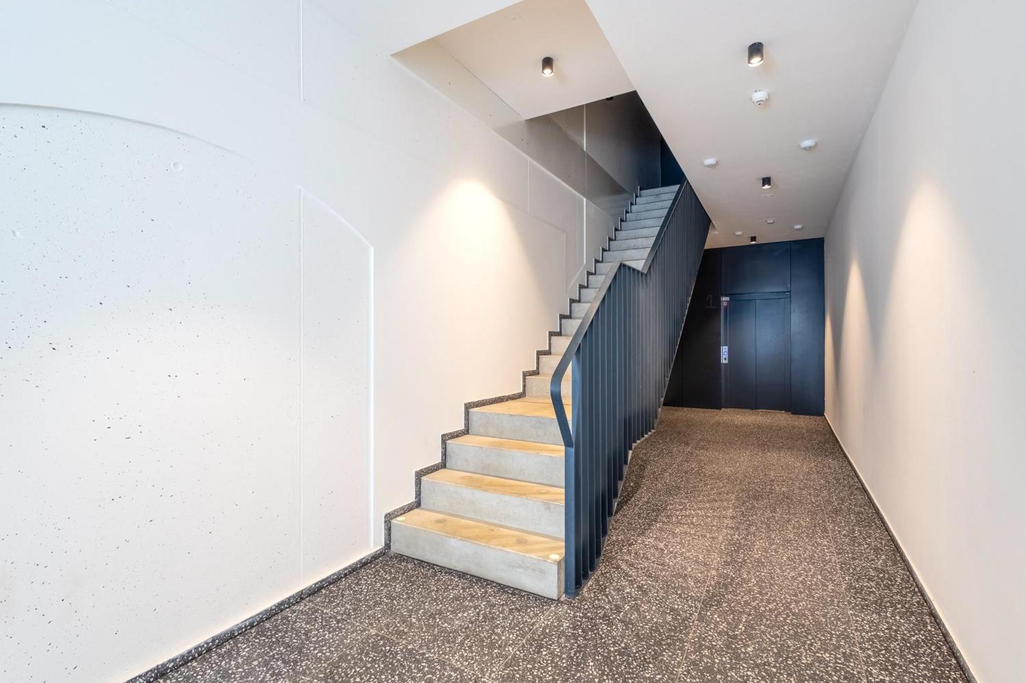Stylish - Free Parking, Cinema, By Gravity Apartment Prag